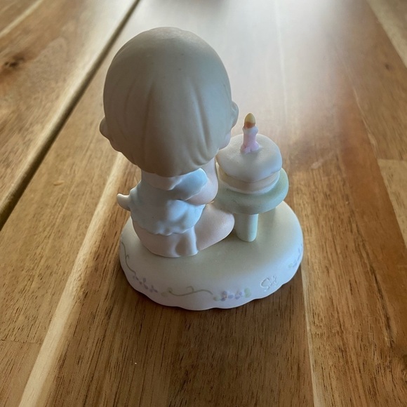 Precious Moments - Growing in Grace collection - age 1 - Picture 2 of 3